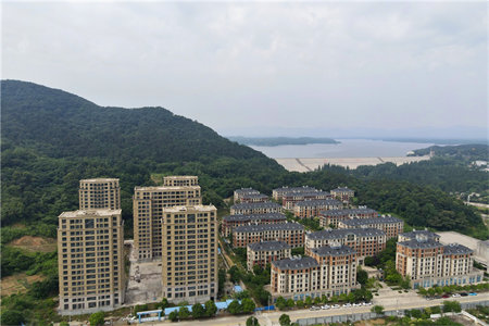 城东七彩阳光城3室2厅2卫163万134m2出售